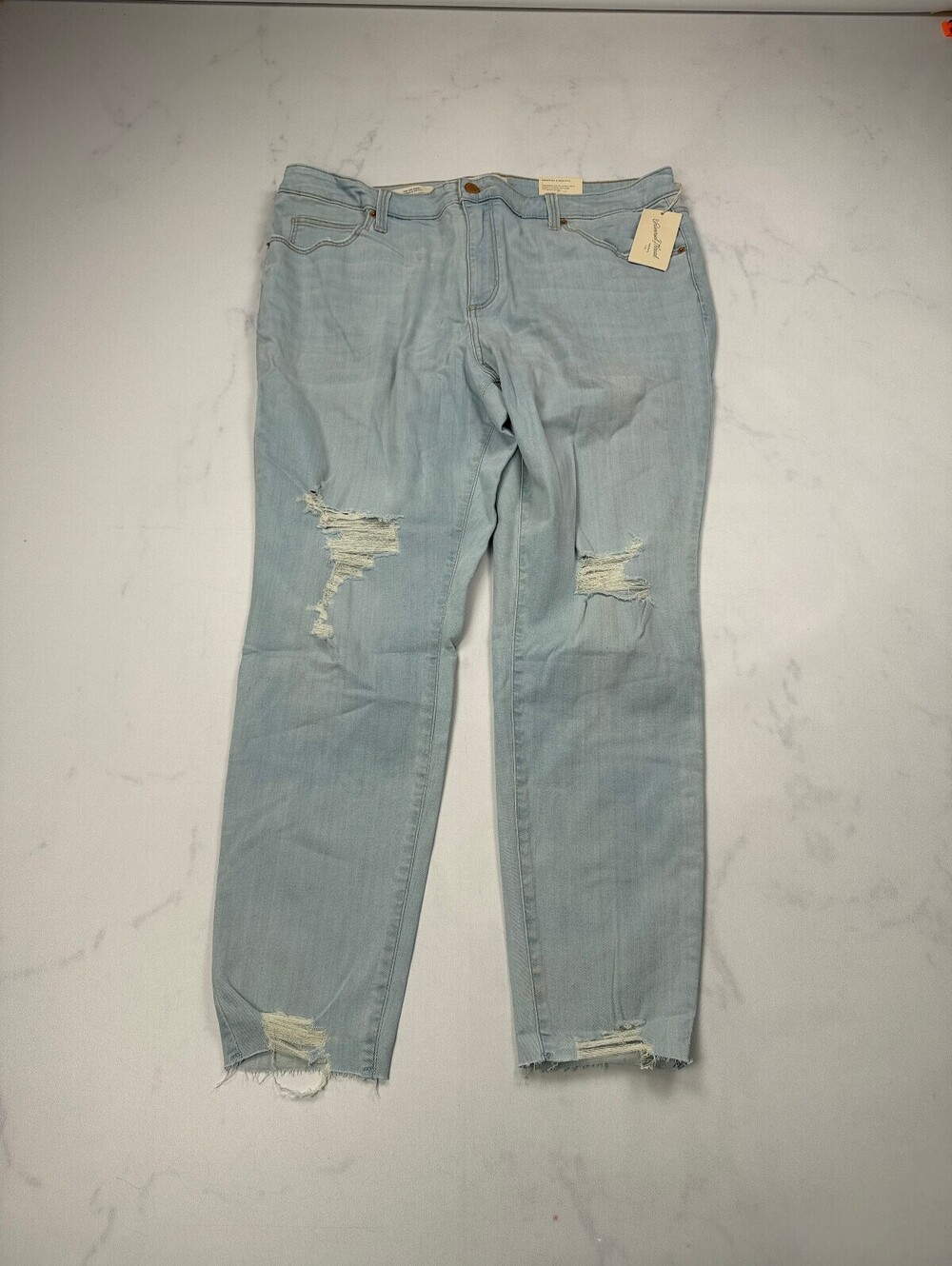Universal Thread Jeans Jeans Light Blue Modern Slim Fit - Womens 20W